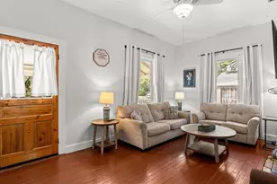 101 NE 9th St, Gainesville, FL 32601 - Photo 7