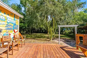 101 NE 9th St, Gainesville, FL 32601 - Photo 27