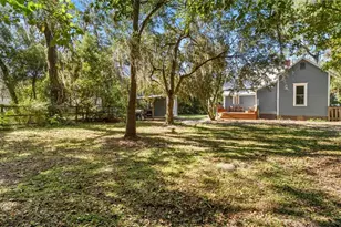 101 NE 9th St, Gainesville, FL 32601 - Photo 33