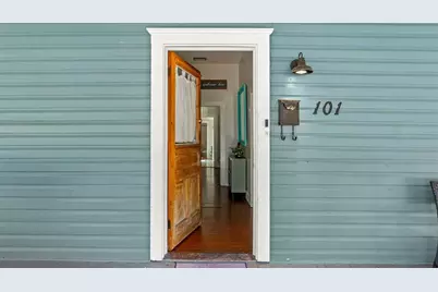 101 NE 9th Street, Gainesville, FL 32601 - Photo 5