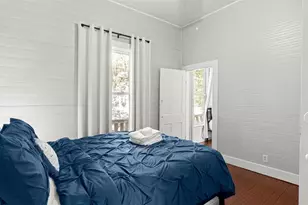 101 NE 9th St, Gainesville, FL 32601 - Photo 21