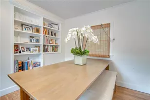 407 NE 8th St, Gainesville, FL 32601 - Photo 17