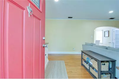 407 NE 8th Street, Gainesville, FL 32601 - Photo 3