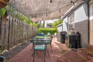 407 NE 8th St, Gainesville, FL 32601 - Photo 27