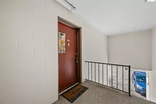 1700 SW 16th Ct, Gainesville, FL 32608 - Photo 3