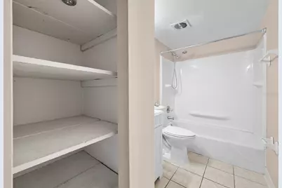 1700 SW 16th Court #D24, Gainesville, FL 32608 - Photo 17