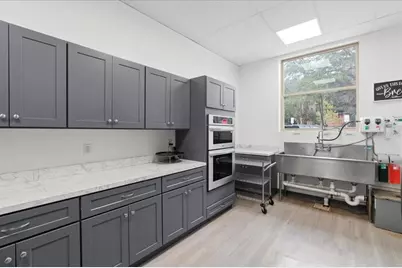 1938 NE Waldo Road, Gainesville, FL 32609 - Photo 17