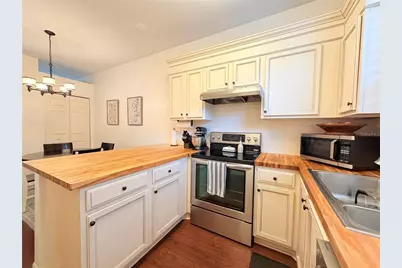 3521 SW 30th Way #105, Gainesville, FL 32608 - Photo 5