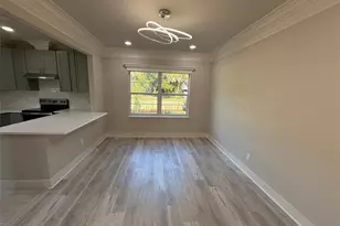 1217 NE 4 St, Gainesville, FL 32601 - Photo 9