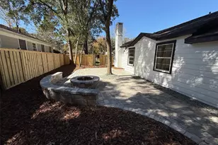 1217 NE 4 St, Gainesville, FL 32601 - Photo 23