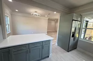 1217 NE 4 St, Gainesville, FL 32601 - Photo 13