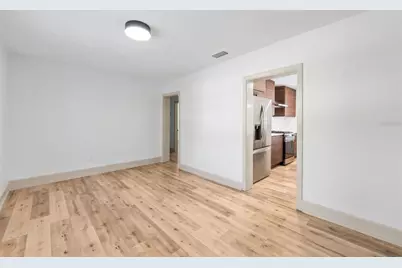 815 NE 12th Avenue, Gainesville, FL 32601 - Photo 17