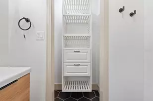 815 NE 12th Ave, Gainesville, FL 32601 - Photo 27