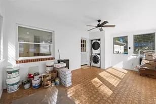 815 NE 12th Ave, Gainesville, FL 32601 - Photo 15