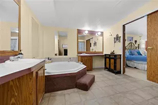 3639 NE 80th Ave, High Springs, FL 32643 - Photo 17