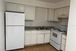 2629 SW 31st Pl, Gainesville, FL 32608 - Photo 3