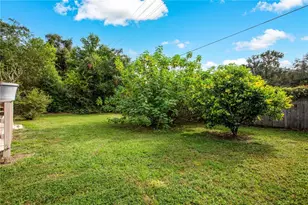 4939 SW 57th Dr, Gainesville, FL 32608 - Photo 9