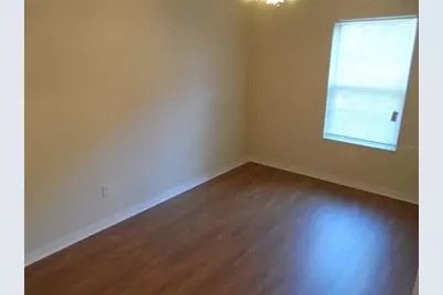 1221 NW 35th Avenue, Gainesville, FL 32609 - Photo 9