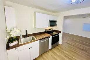 18713 Charlotte Ave, Brooker, FL 32622 - Photo 11