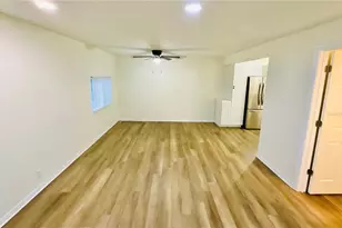 18713 Charlotte Ave, Brooker, FL 32622 - Photo 7