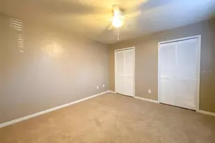 5855 SW 8th Pl, Gainesville, FL 32607 - Photo 9