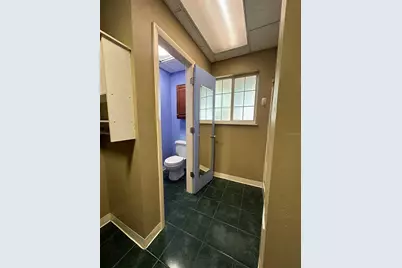 905 SW 8th Avenue, Gainesville, FL 32601 - Photo 29