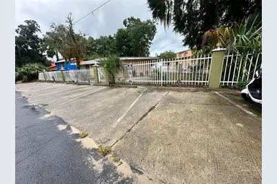 905 SW 8th Avenue, Gainesville, FL 32601 - Photo 7