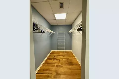 905 SW 8th Avenue, Gainesville, FL 32601 - Photo 23