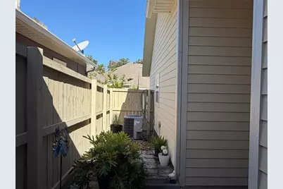 7640 SW 25th Avenue, Gainesville, FL 32608 - Photo 41