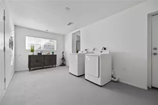 1316 NE 9th St, Gainesville, FL 32601 - Photo 21