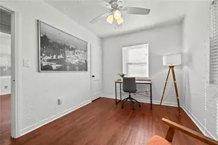 1316 NE 9th St, Gainesville, FL 32601 - Photo 13