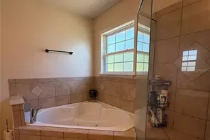 25139 SW 20 Ave, Newberry, FL 32669 - Photo 11