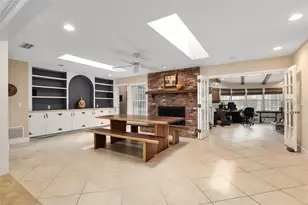 2821 NW 12th Pl, Gainesville, FL 32605 - Photo 17