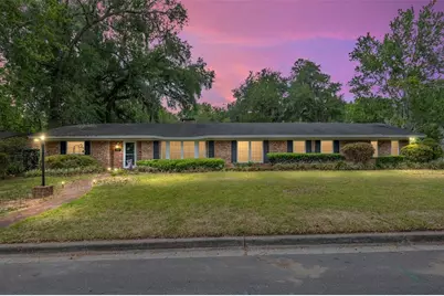 2821 NW 12th Place, Gainesville, FL 32605 - Photo 1