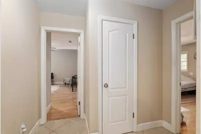 2821 NW 12th Place, Gainesville, FL 32605 - Photo 43