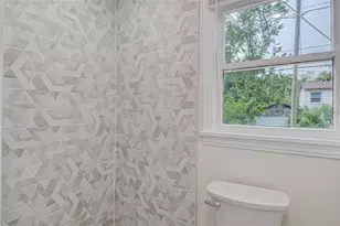 921 SW 6th Ave, Gainesville, FL 32601 - Photo 13