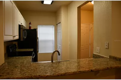 5062 NW 44th Lane #107, Gainesville, FL 32606 - Photo 5