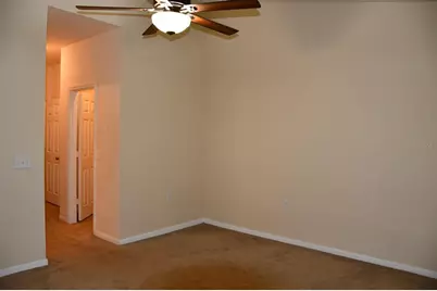 5062 NW 44th Lane #107, Gainesville, FL 32606 - Photo 17