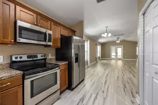 470 SW 251st St, Newberry, FL 32669 - Photo 13