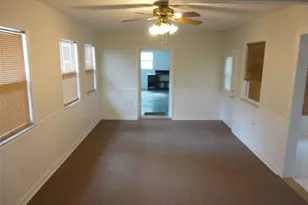 101 NW 3rd Ave, Micanopy, FL 32667 - Photo 9