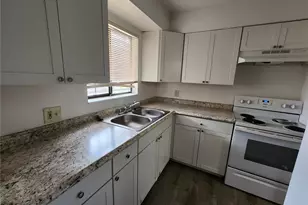 806 SW 64th Terrace, Gainesville, FL 32607 - Photo 13