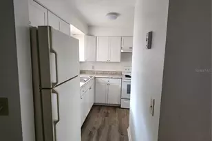 806 SW 64th Terrace, Gainesville, FL 32607 - Photo 3