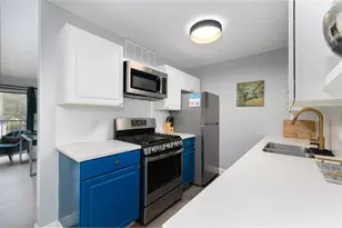 1700 SW 16th Ct, Gainesville, FL 32608 - Photo 9