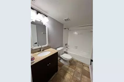 2360 SW Archer Road #719, Gainesville, FL 32608 - Photo 9