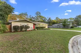 5631 NW 25th Terrace, Gainesville, FL 32653 - Photo 19