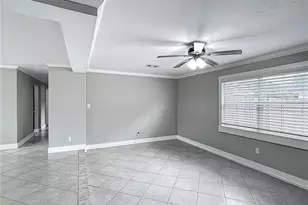 3702 W Reynolds St, Plant City, FL 33563 - Photo 3