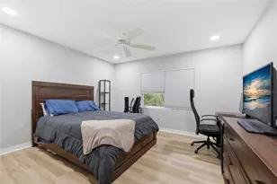 1417 NW 17th St, Gainesville, FL 32605 - Photo 17