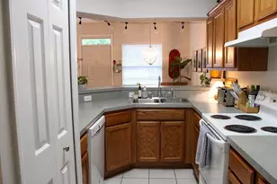 533 NW 50th Blvd, Gainesville, FL 32607 - Photo 7