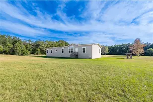 129 Perry Rd, Hawthorne, FL 32640 - Photo 3