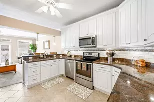 10505 NW 30th Ln, Gainesville, FL 32606 - Photo 7